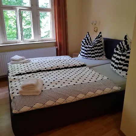 Parkschloesschen In