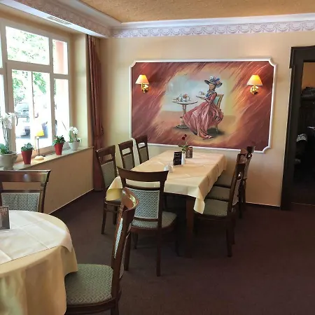 Parkschloesschen In Greiz