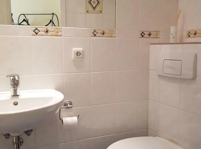 Parkschloesschen In Otel