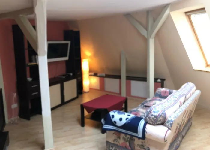 Parkschloesschen In Otel